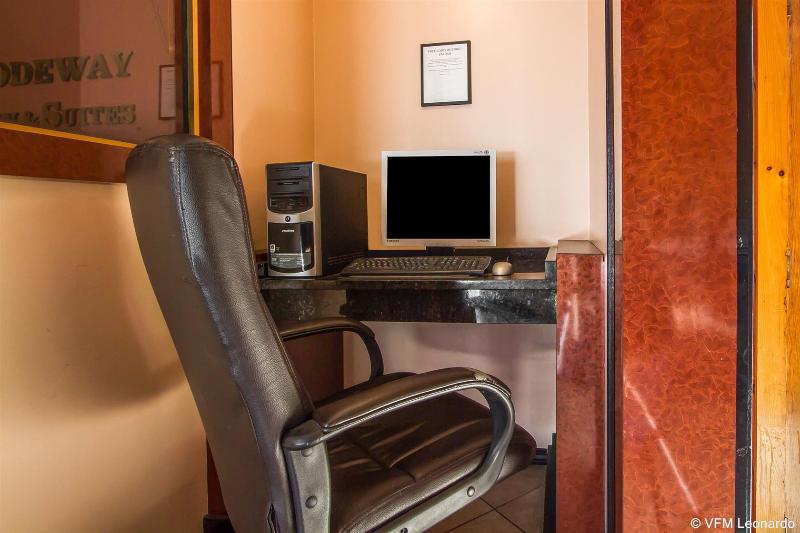 ホテル Rodeway Inn & Suites Brunswick Near Hwy 1