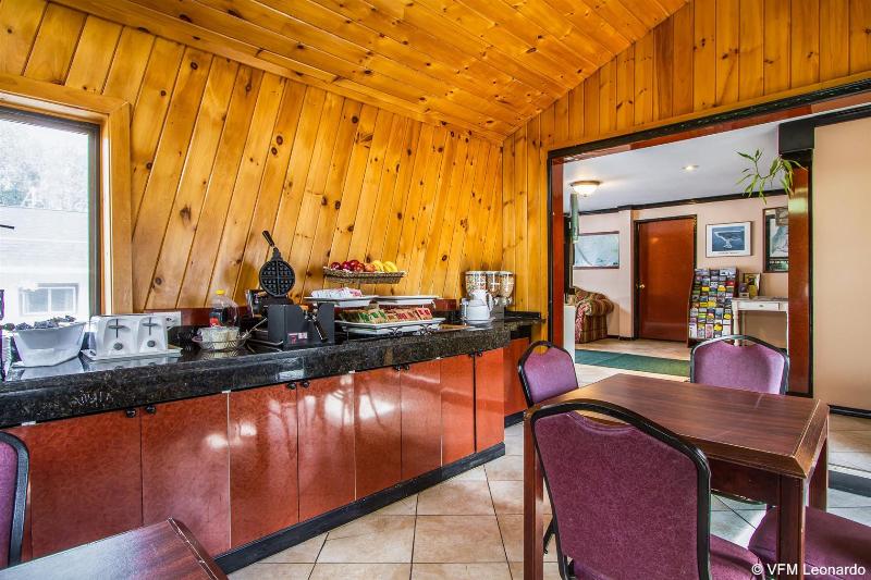 ホテル Rodeway Inn & Suites Brunswick Near Hwy 1