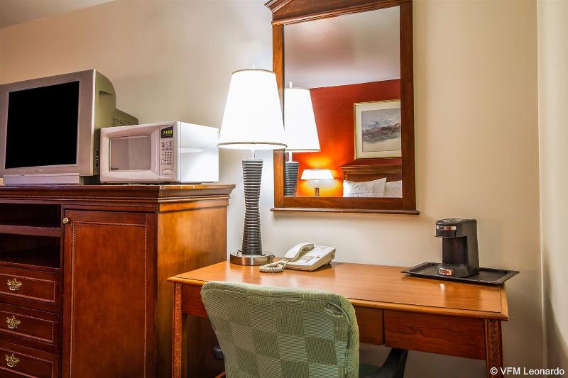 ホテル Rodeway Inn & Suites Brunswick Near Hwy 1