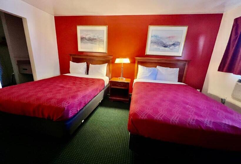 ホテル Rodeway Inn & Suites Brunswick Near Hwy 1