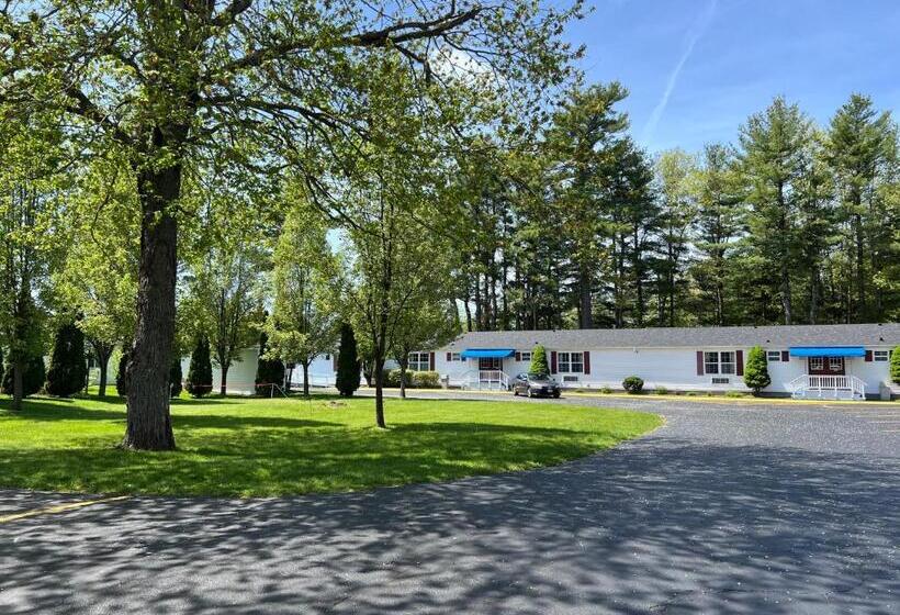 ホテル Rodeway Inn & Suites Brunswick Near Hwy 1