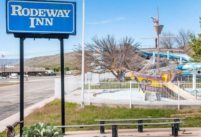 فندق Rodeway Inn Whites City