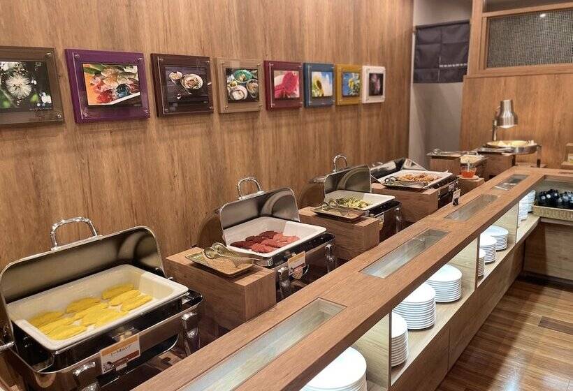 בית מלון כפרי Route Inn Grantia Naha