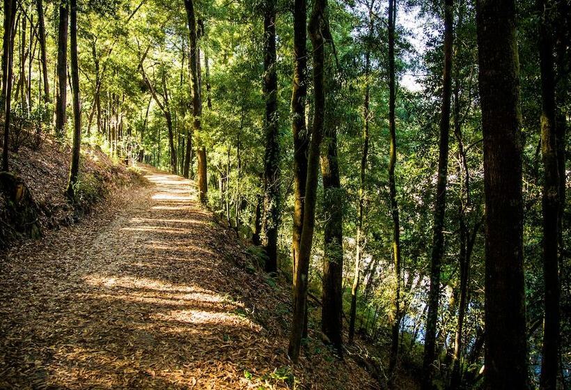 فندق ريفى Rural Vale Do Rio