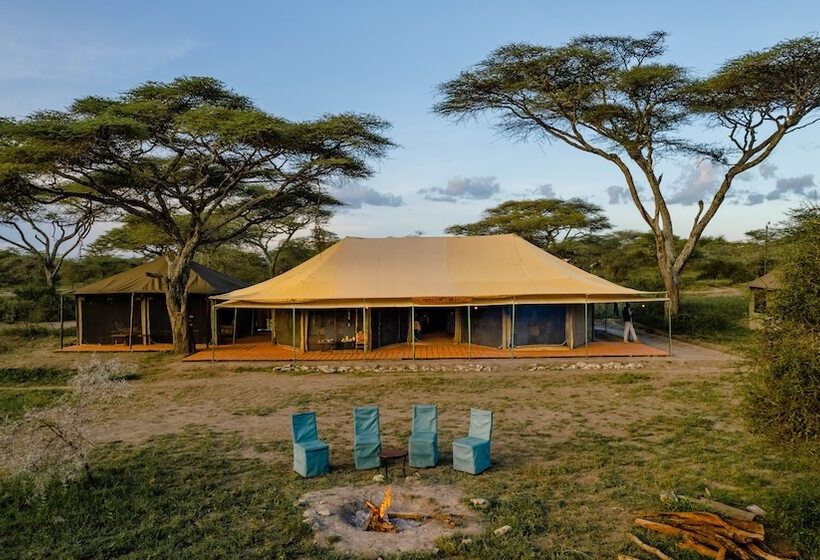 ホテル Serengeti Migration Camp