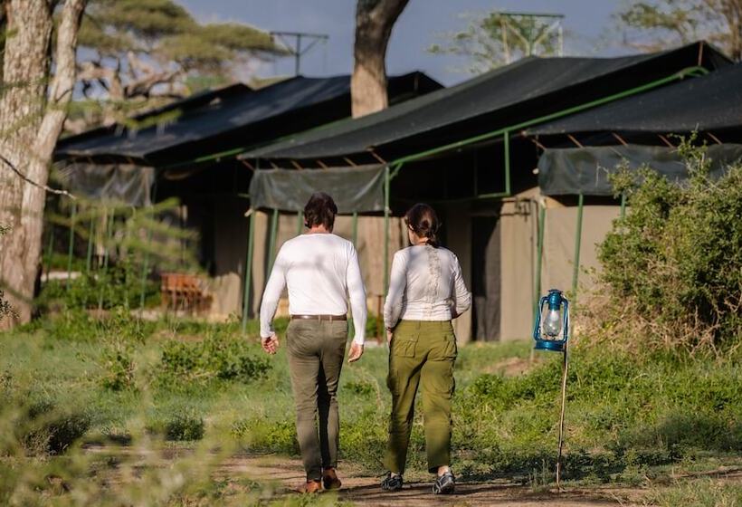 ホテル Serengeti Migration Camp