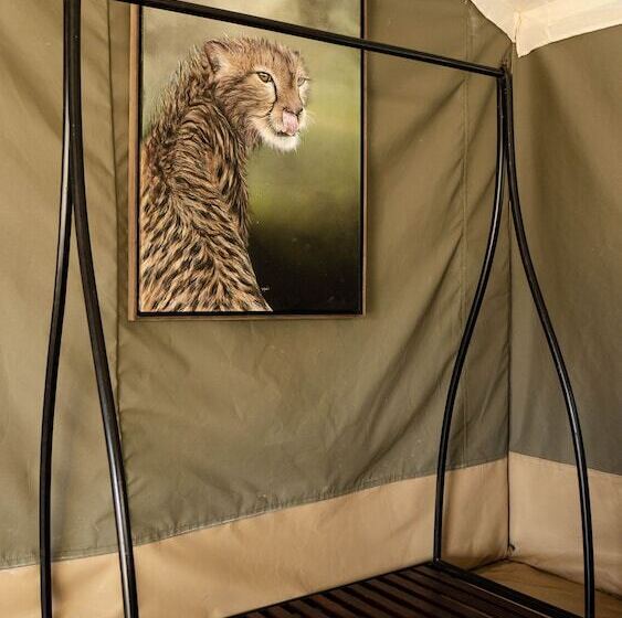 ホテル Serengeti Migration Camp