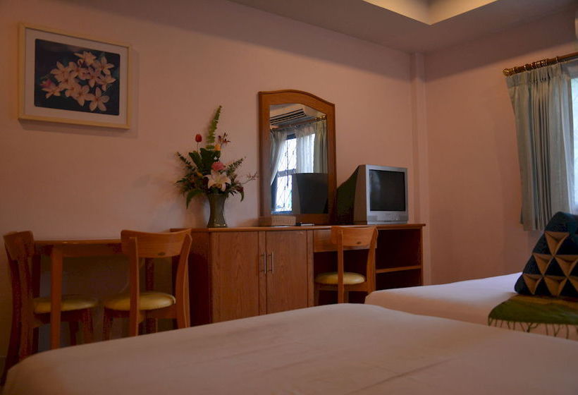 Fotos del hotel Seven Oaks Inn:  12