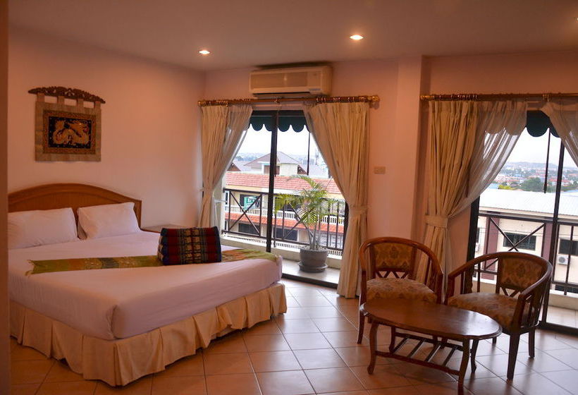 Fotos del hotel Seven Oaks Inn:  9