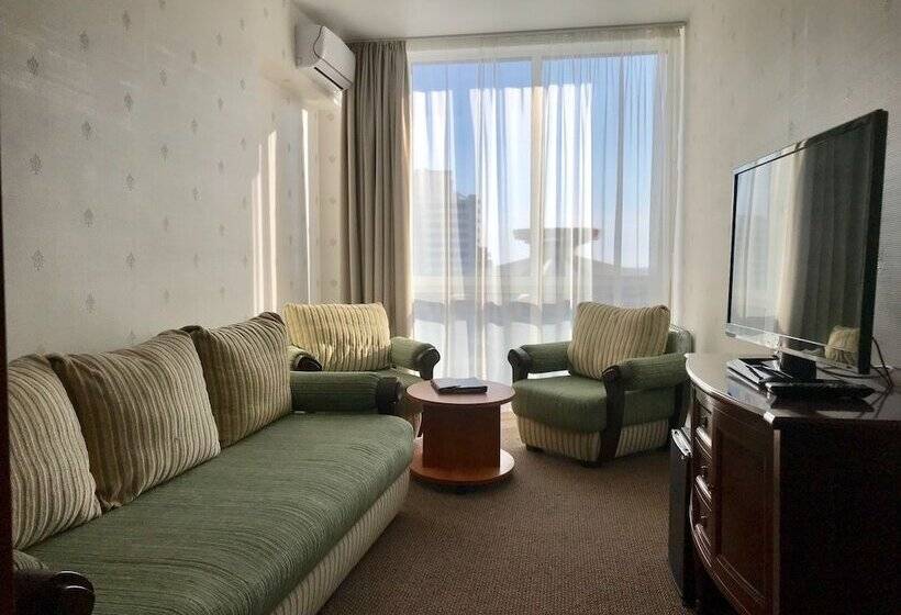 هتل Sochi Breeze Spa