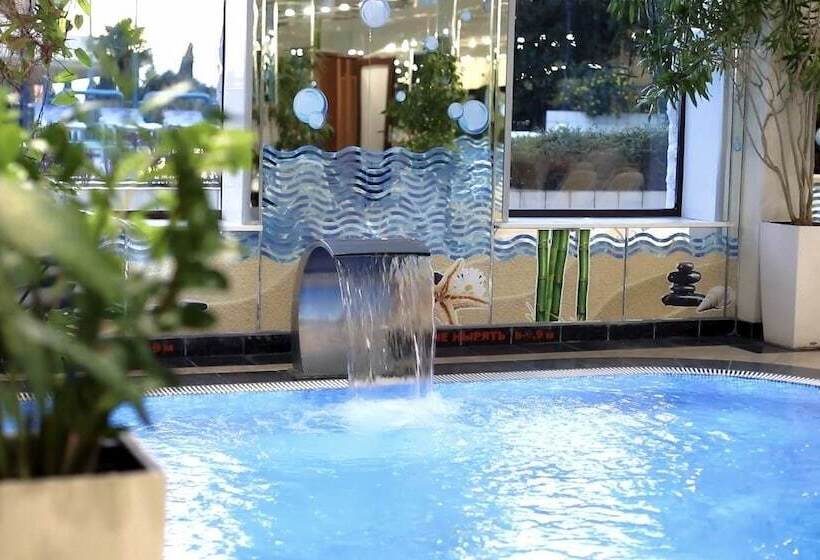 هتل Sochi Breeze Spa