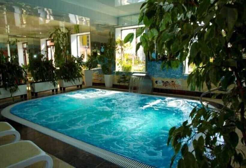 هتل Sochi Breeze Spa