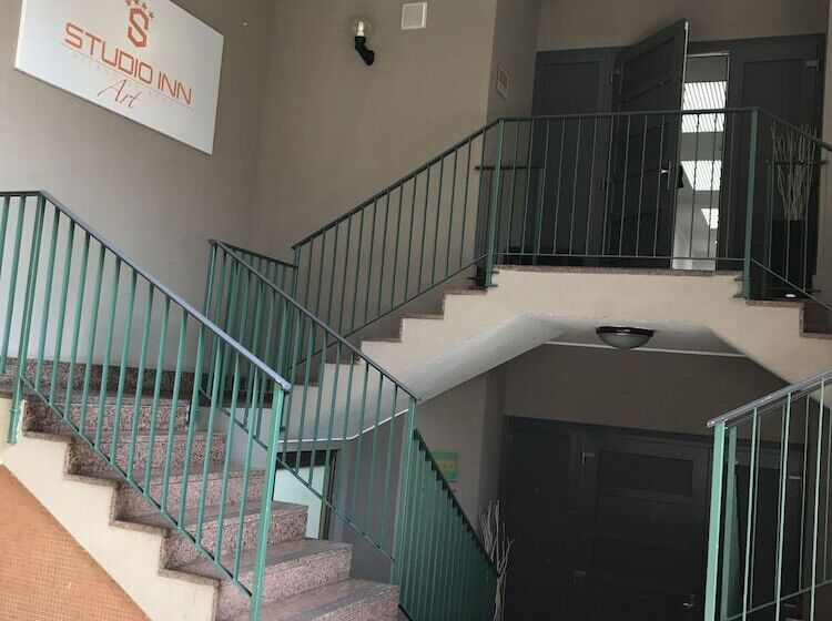 هتل Studio Inn De Angeli