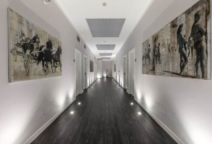 هتل Studio Inn De Angeli