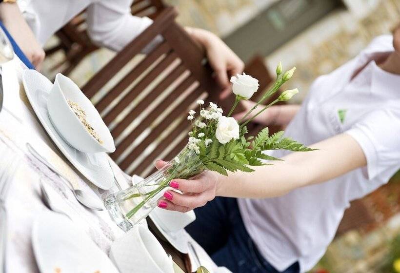 בית מלון כפרי Taleton Eco Guest House