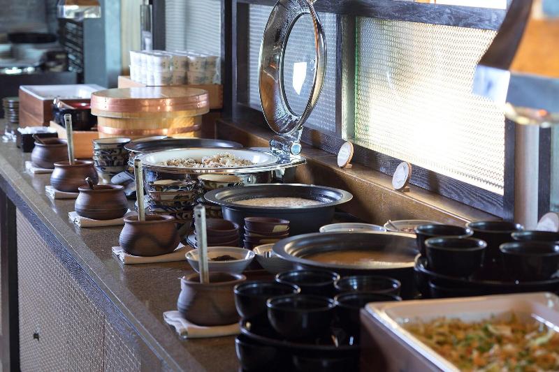 בית מלון כפרי The Ritzcarlton Okinawa