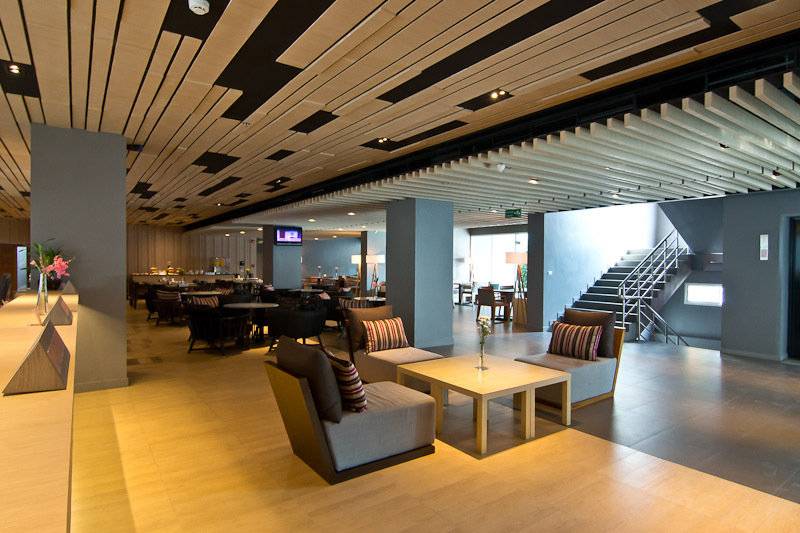 호텔 The Sun Xclusive