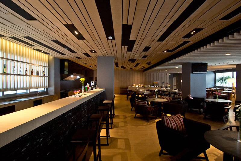 호텔 The Sun Xclusive