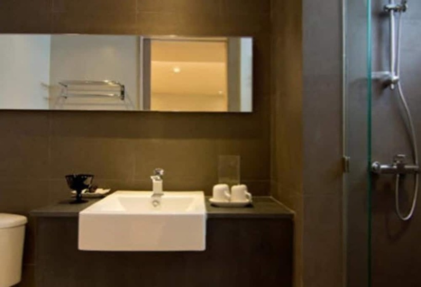 酒店 The Sun Xclusive