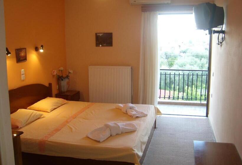 בית מלון כפרי Themisto