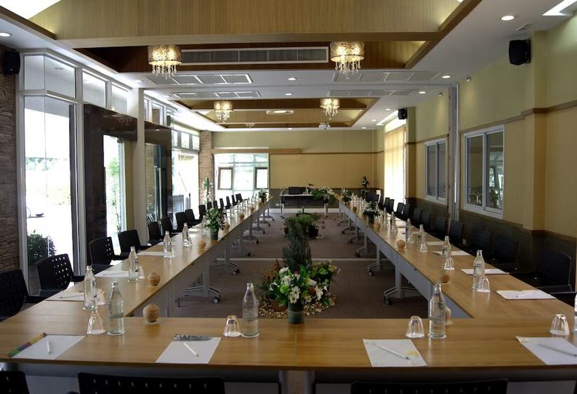 فندق Vartika Resovilla Kuiburi Beach Resort And Villas