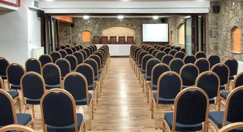 בית מלון כפרי Vasilitsa Spa Resort