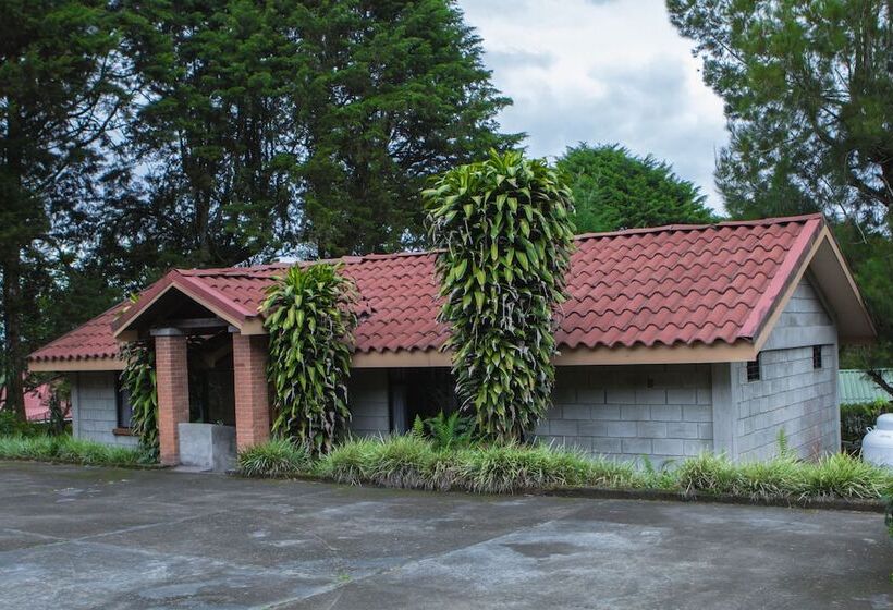 Hotell Villa Zurquí