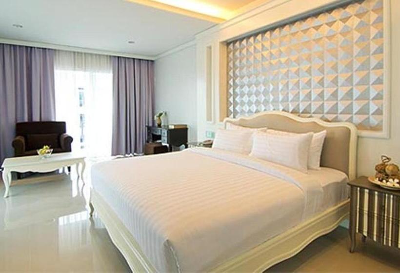 Отель Welcome World Beachfront Resort