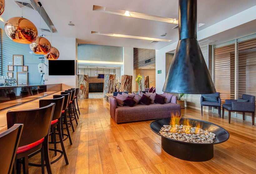 Hotel Wyndham Concepcion Pettra