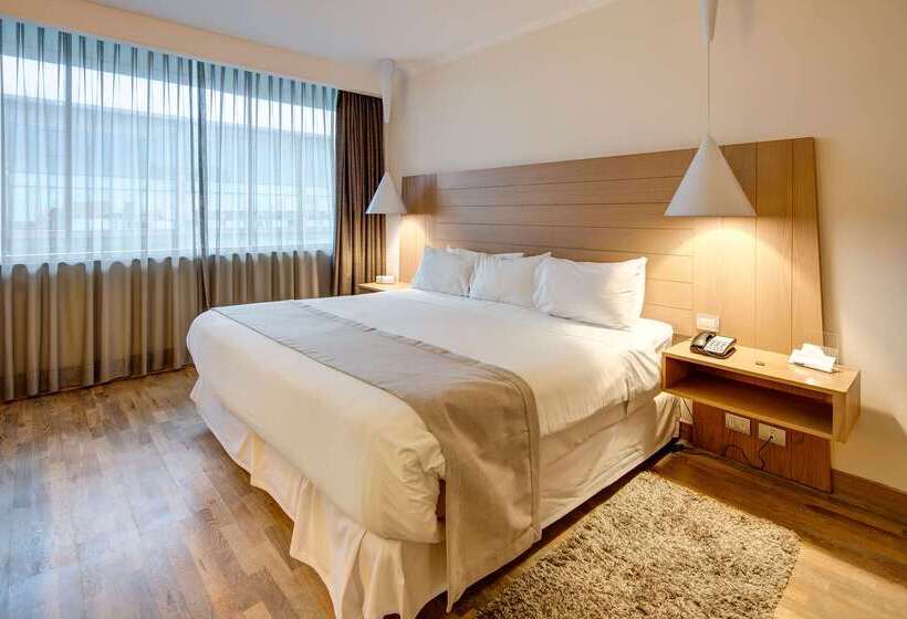 Hotel Wyndham Concepcion Pettra