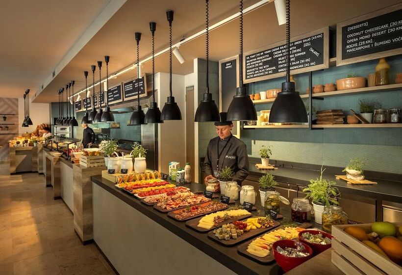 Places Hvar Hotel By Valamar