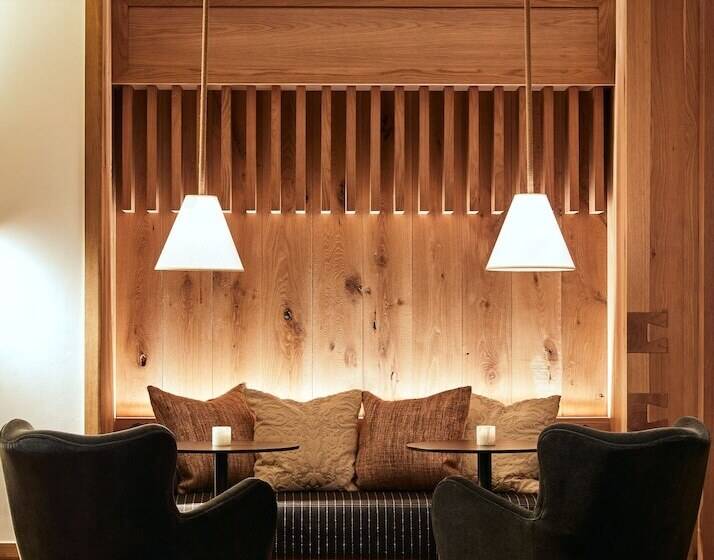 Madeline Hotel & Residences, Auberge Resorts Collection