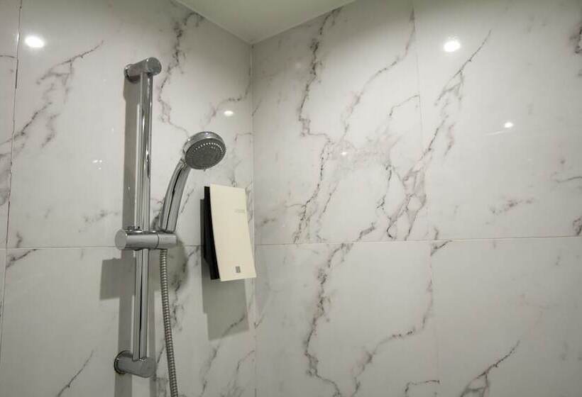 Mini Hotel Causeway Bay