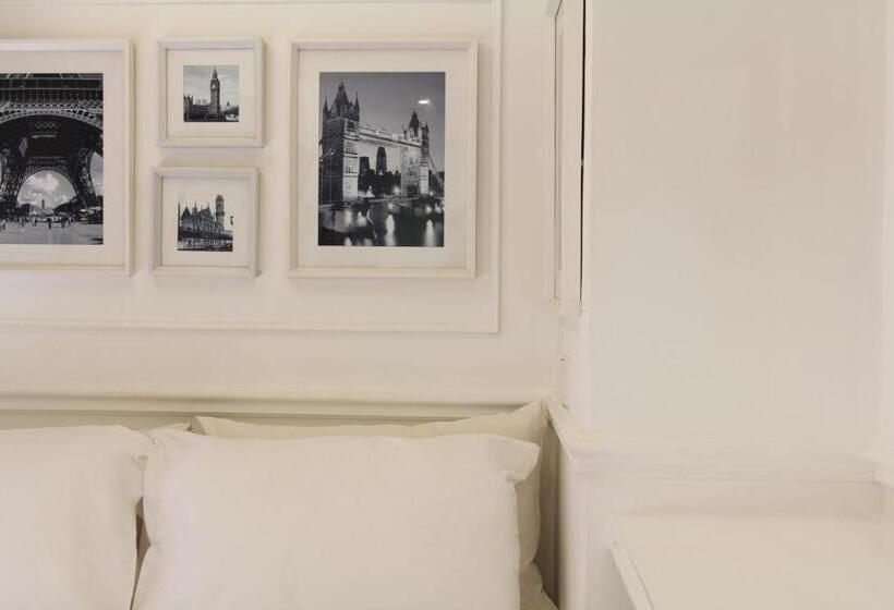 Mini Hotel Causeway Bay