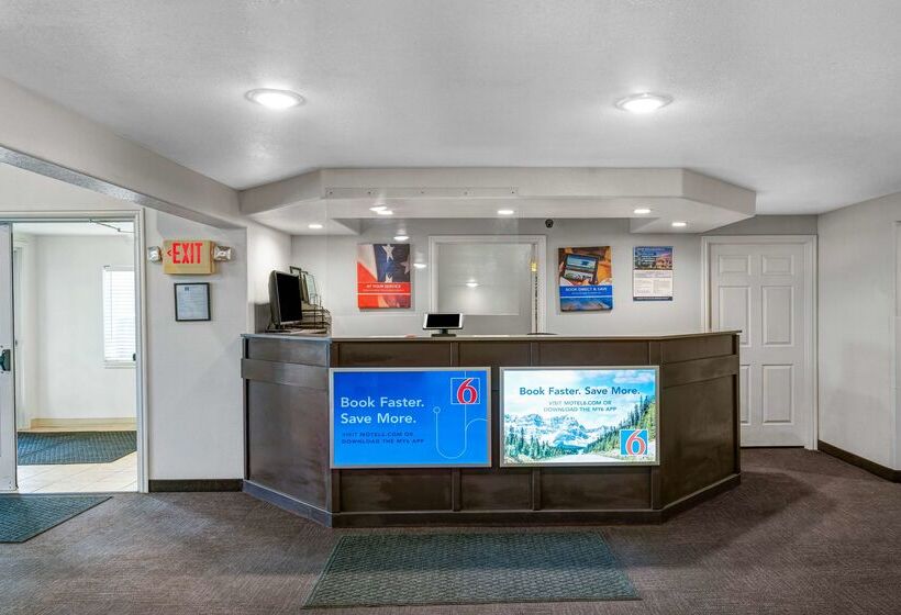 Motel 6idaho Falls, Id  Snake River