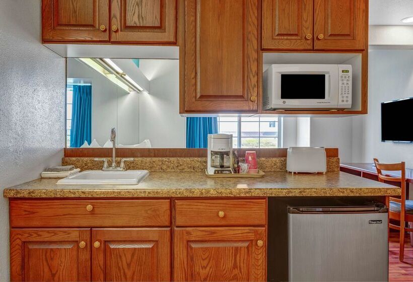 Motel 6idaho Falls, Id  Snake River