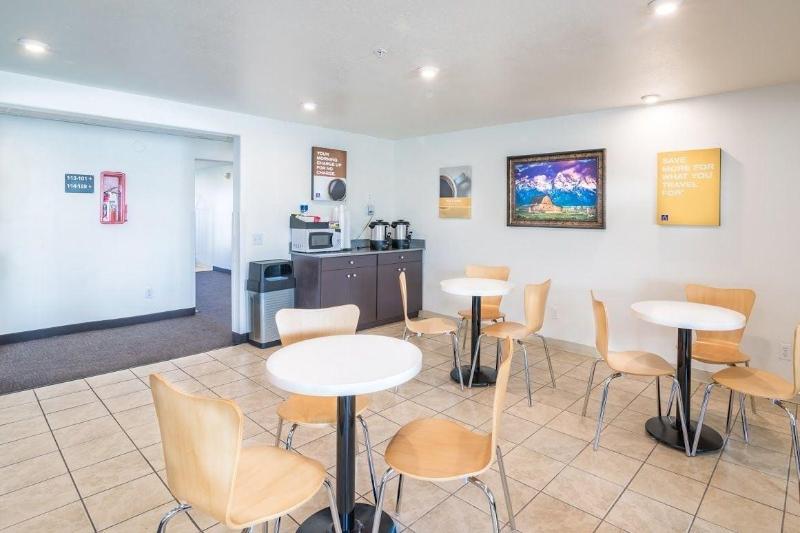 Motel 6idaho Falls, Id  Snake River