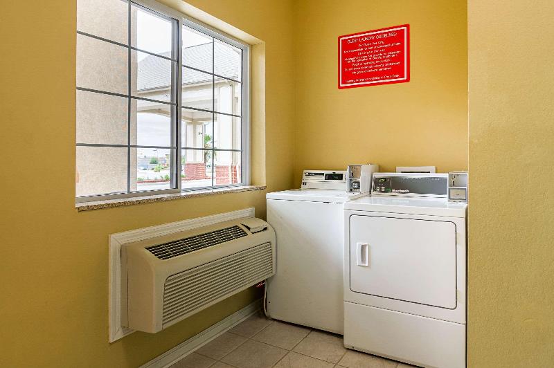 Мотель Econo Lodge Inn & Suites Bryant