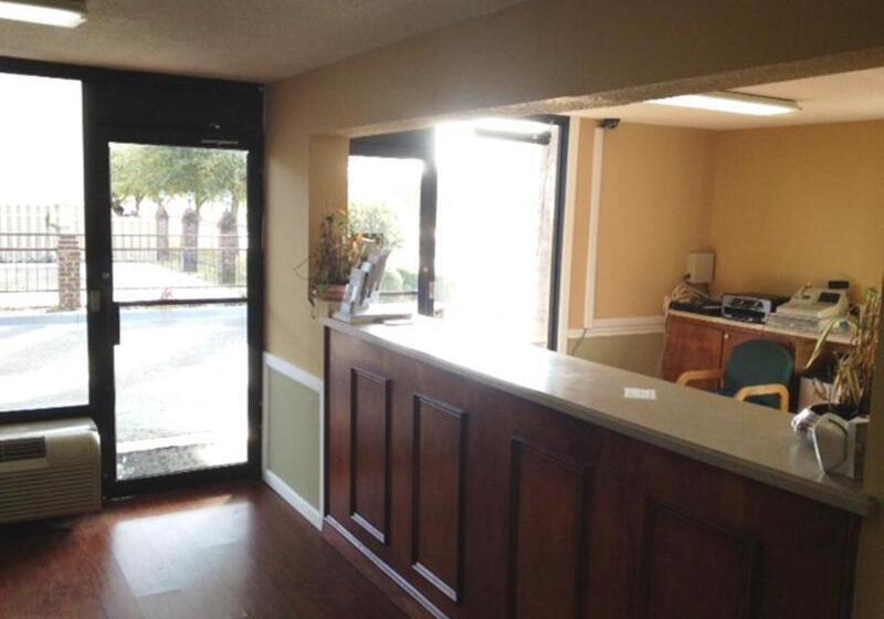 Мотель Gateway Inn Savannah