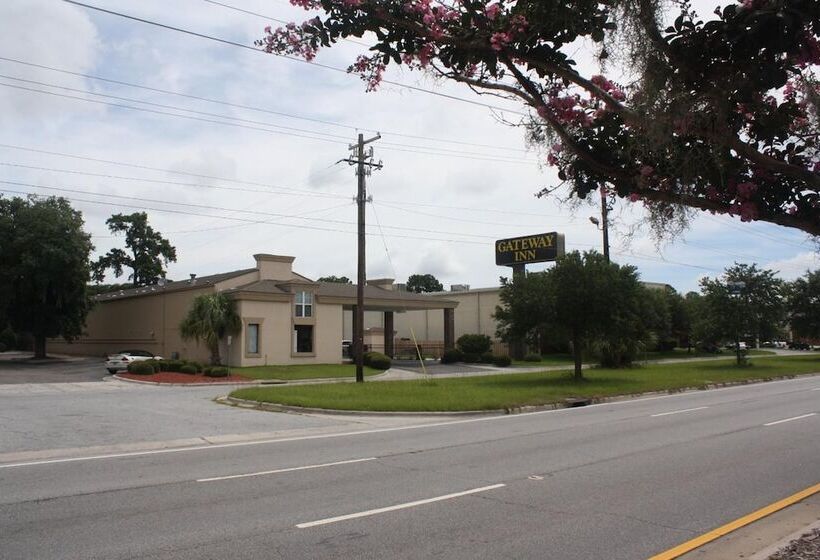 Мотель Gateway Inn Savannah
