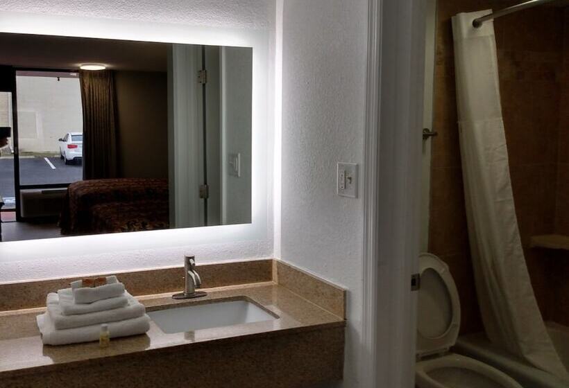 Мотель Gateway Inn Savannah