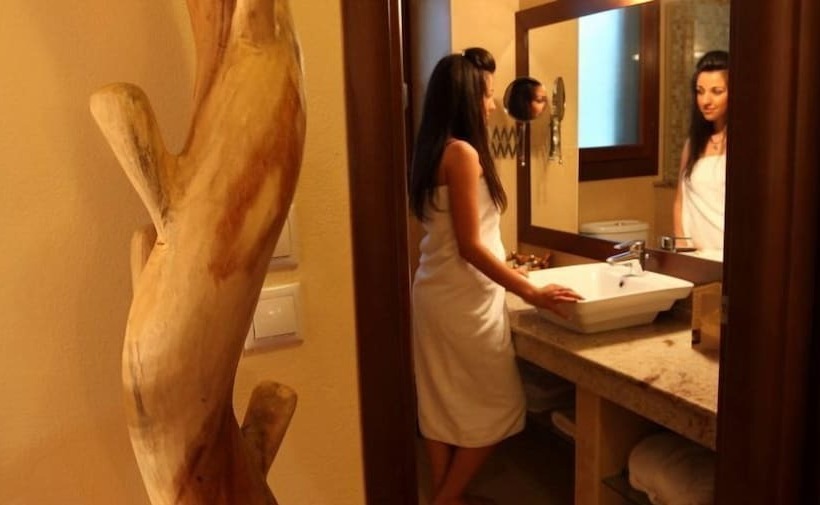 Nevros Hotel Resort And Spa