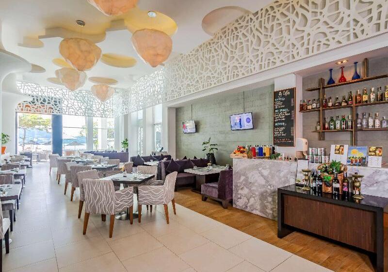 Novotel Phuket Kamala Beach