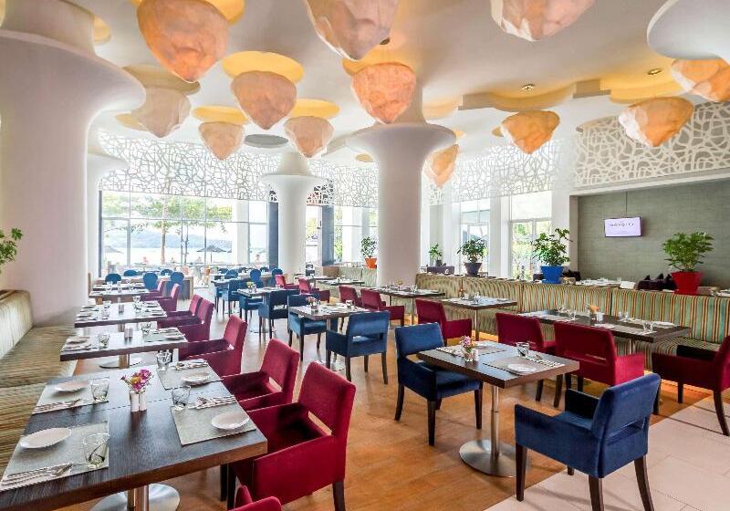 Novotel Phuket Kamala Beach