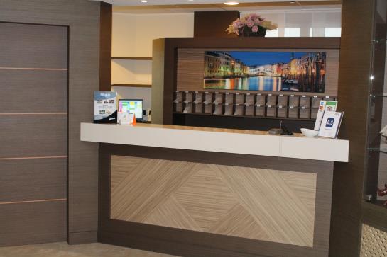 מוטל Elysium Hotel Raya