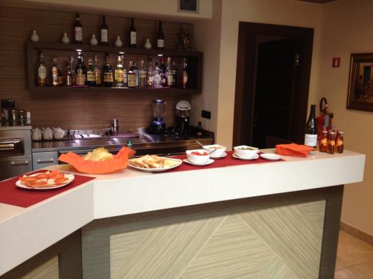 מוטל Elysium Hotel Raya