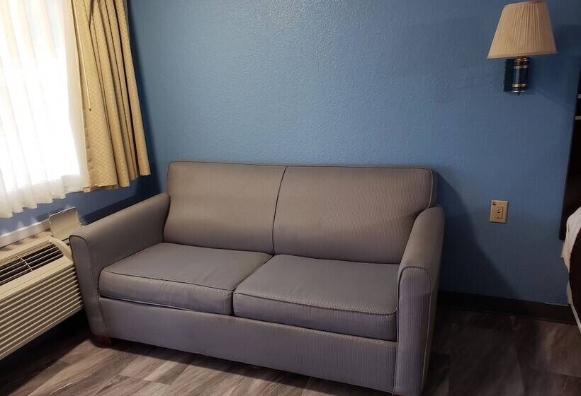 Regency Inn Motel By The Beach