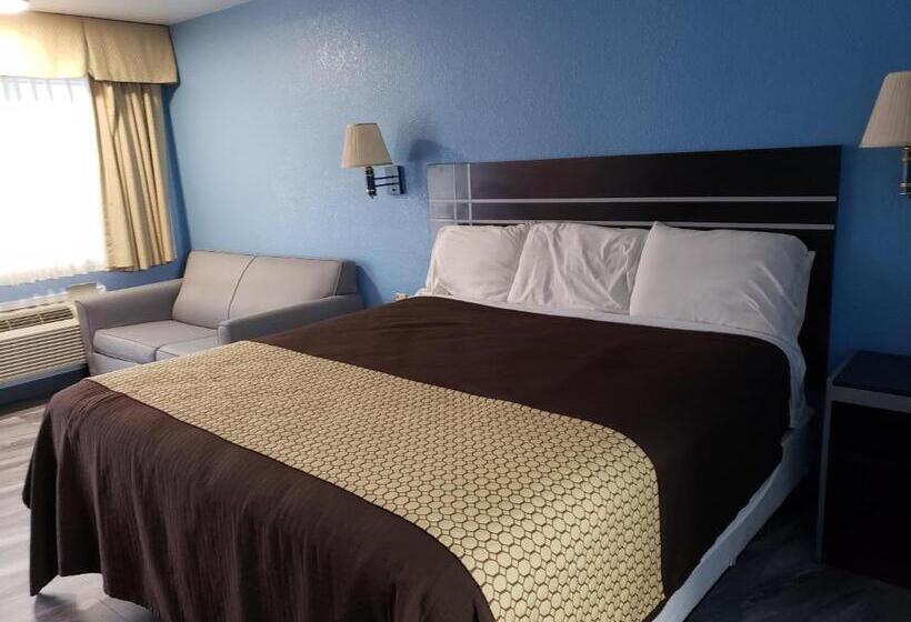 Regency Inn Motel By The Beach