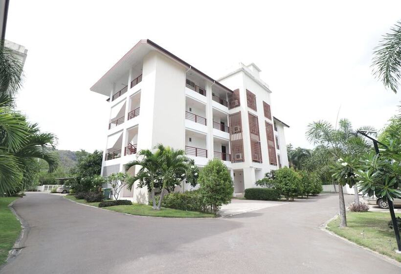 Tai Pan Resort And Condominium