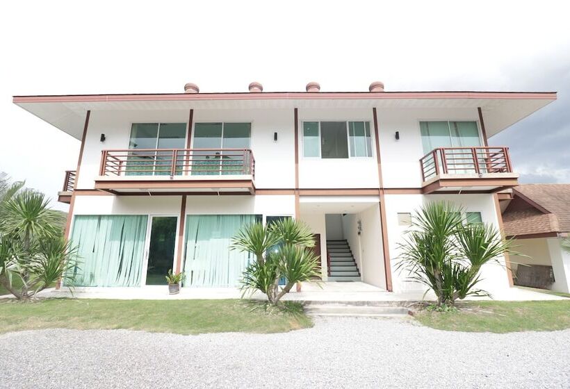 Tai Pan Resort And Condominium